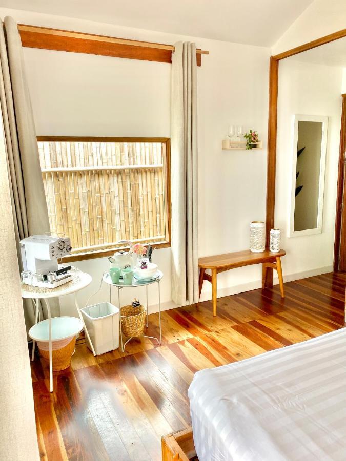 Nibbana Bungalows Hinkong Luaran gambar